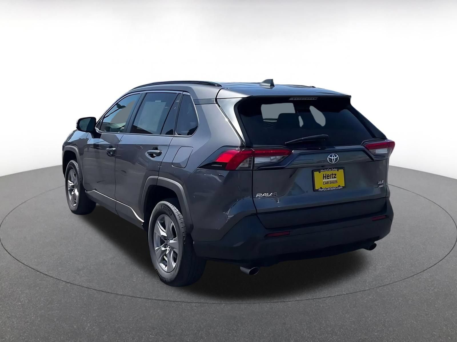 Used 2025 Toyota RAV4 XLE w/ Convenience Package AWD/4WD image 10
