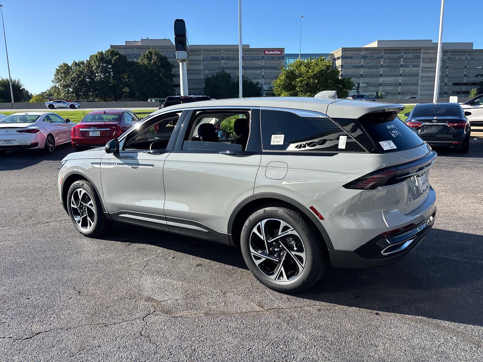 New 2026 Lincoln Nautilus Premier AWD/4WD image 5