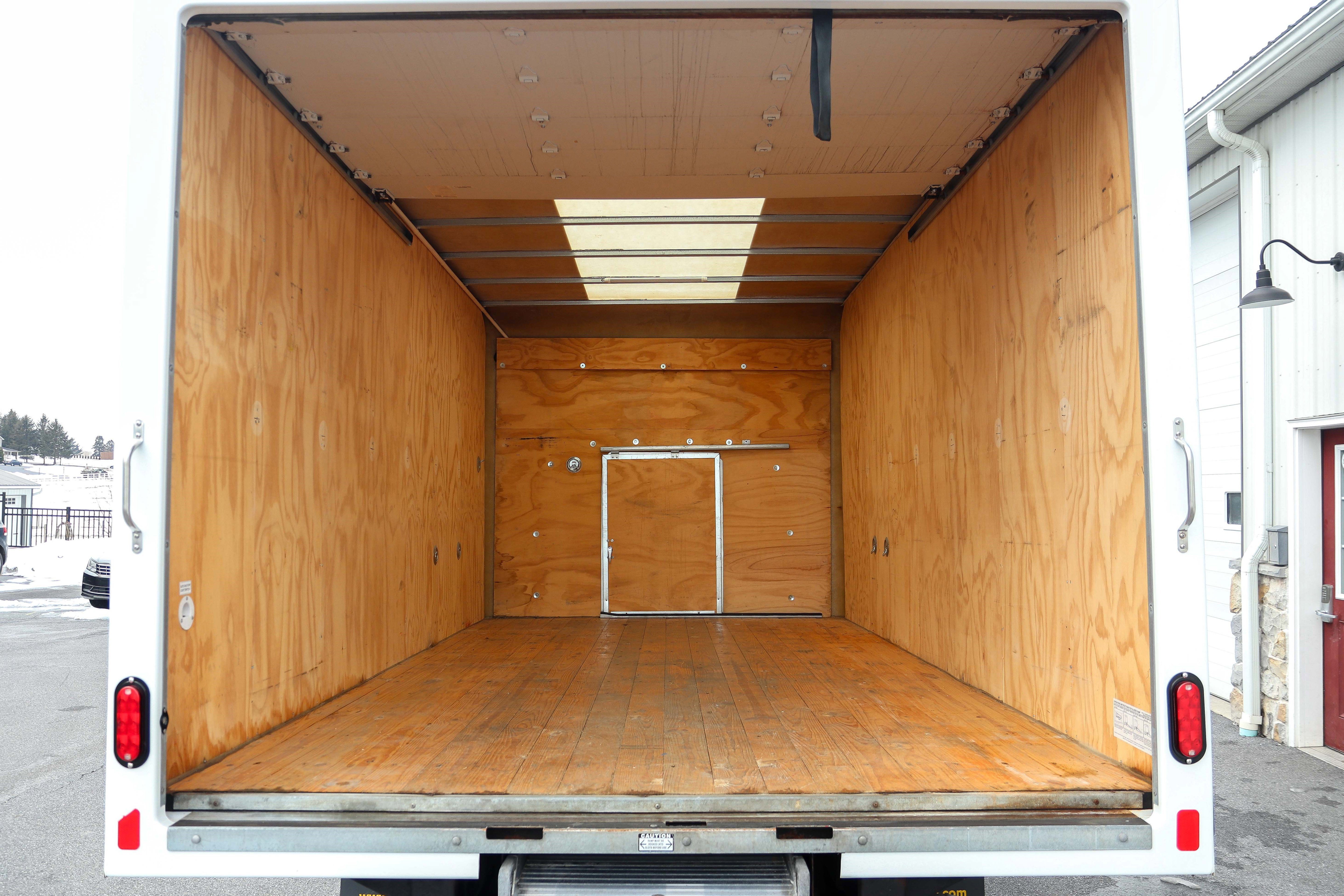 Used 2024 Chevrolet Express 3500 w/ Power Convenience Package RWD image 9