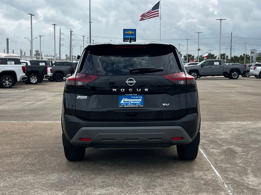 Used 2023 Nissan Rogue SV image 25