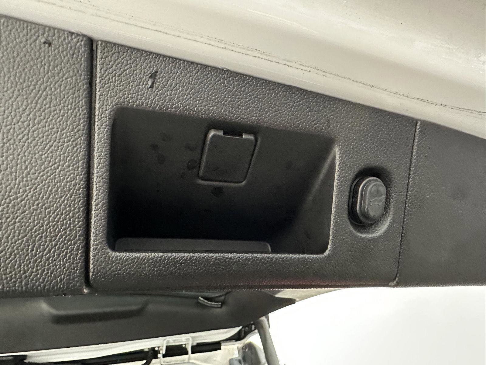 Used 2018 Chevrolet Tahoe Premier image 38