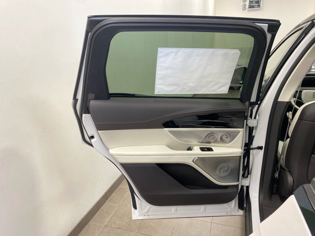 New 2026 Lincoln Nautilus Black Label image 8