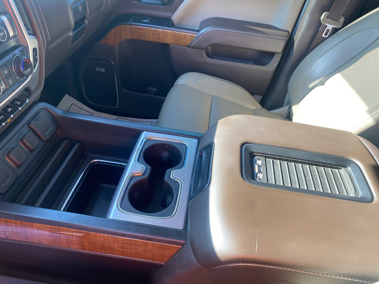 Used 2018 GMC Sierra 1500 SLT image 23