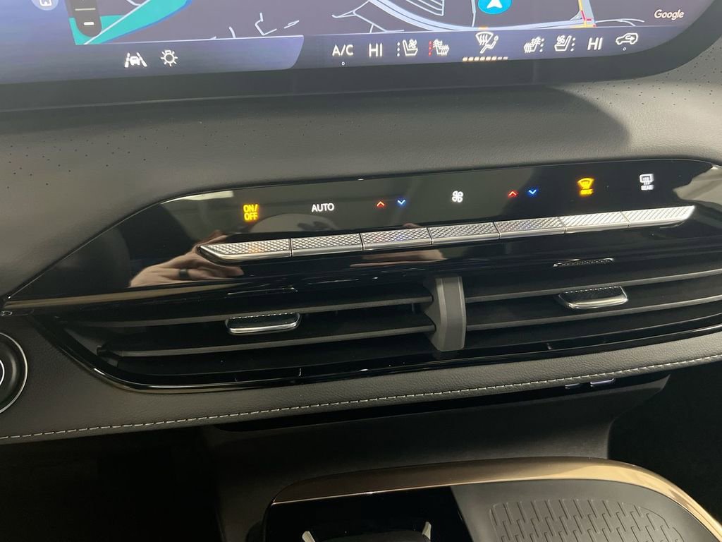 New 2026 Buick Enclave Avenir w/ Super Cruise Package image 16