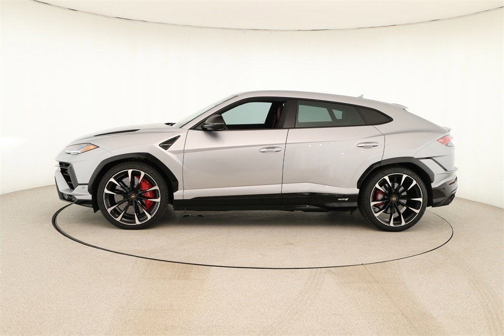 Used 2024 Lamborghini Urus S image 2