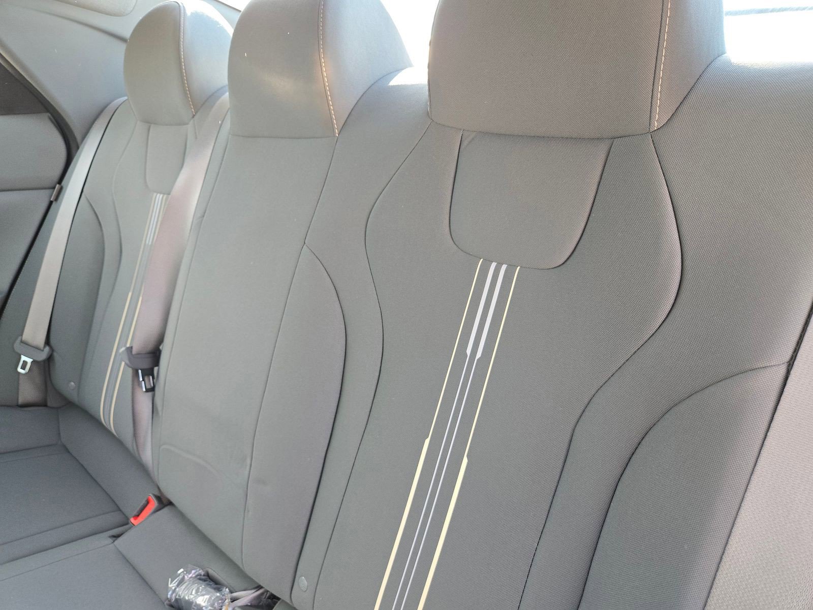 New 2025 Hyundai Elantra SEL image 11