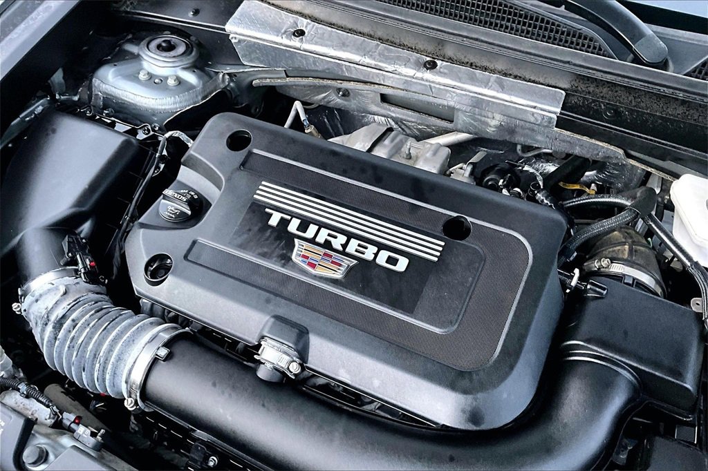 Used 2024 Cadillac XT4 Premium Luxury image 30