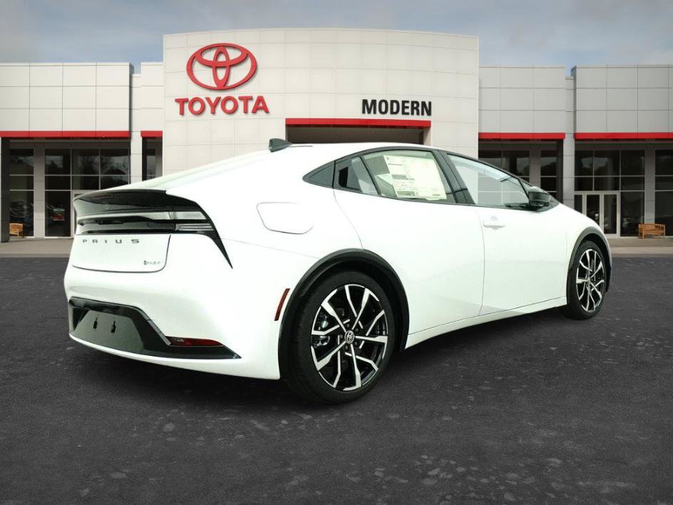 New 2026 Toyota Prius Plug-In Hybrid w/ Limited Premium Package FWD image 13