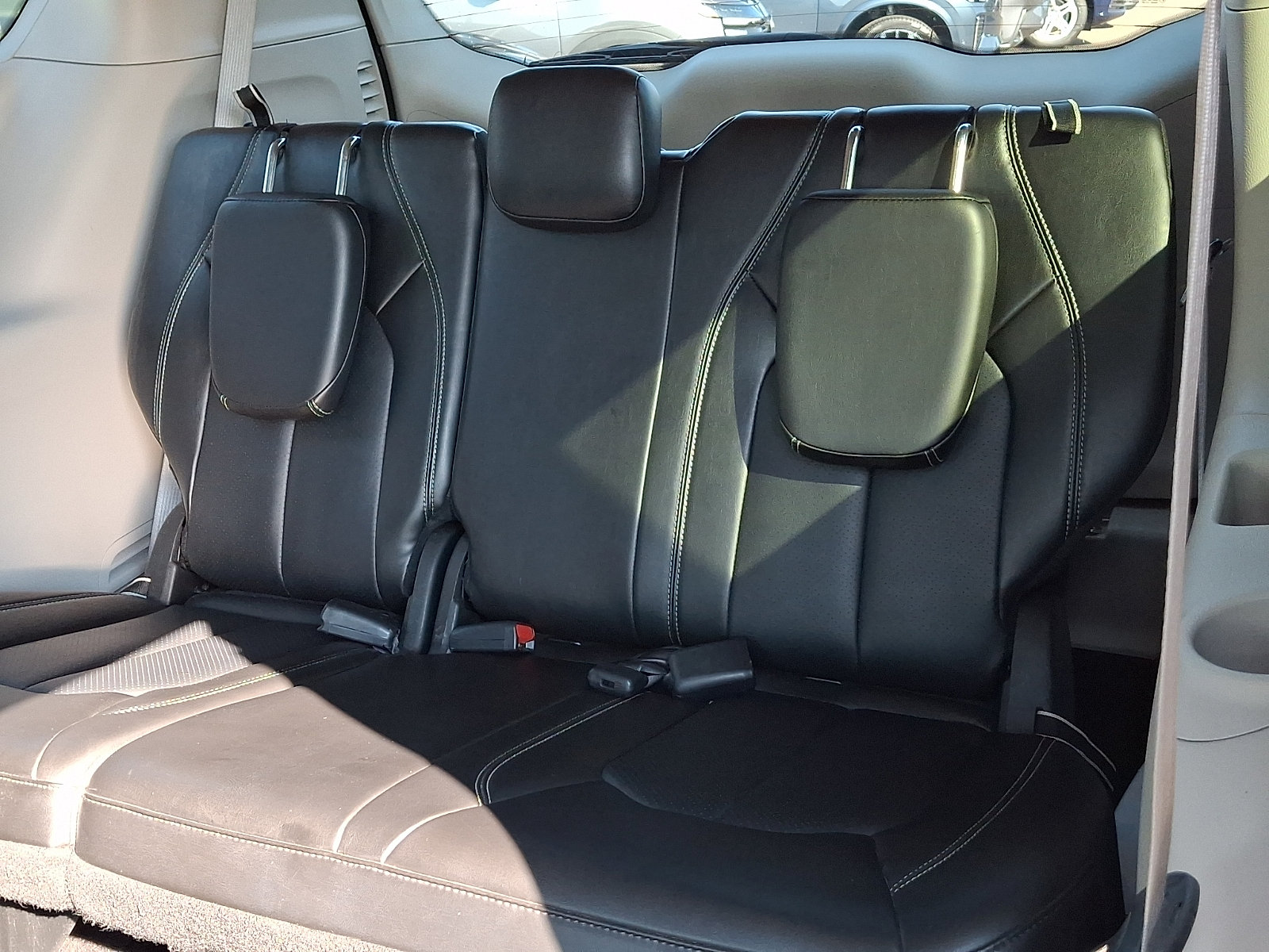 Used 2024 Chrysler Pacifica Touring-L FWD image 10