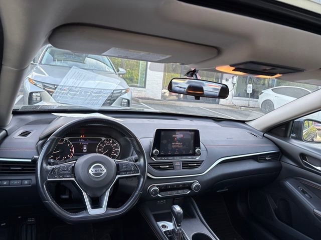 Used 2019 Nissan Altima 2.5 SR w/ SR Premium Package FWD image 11