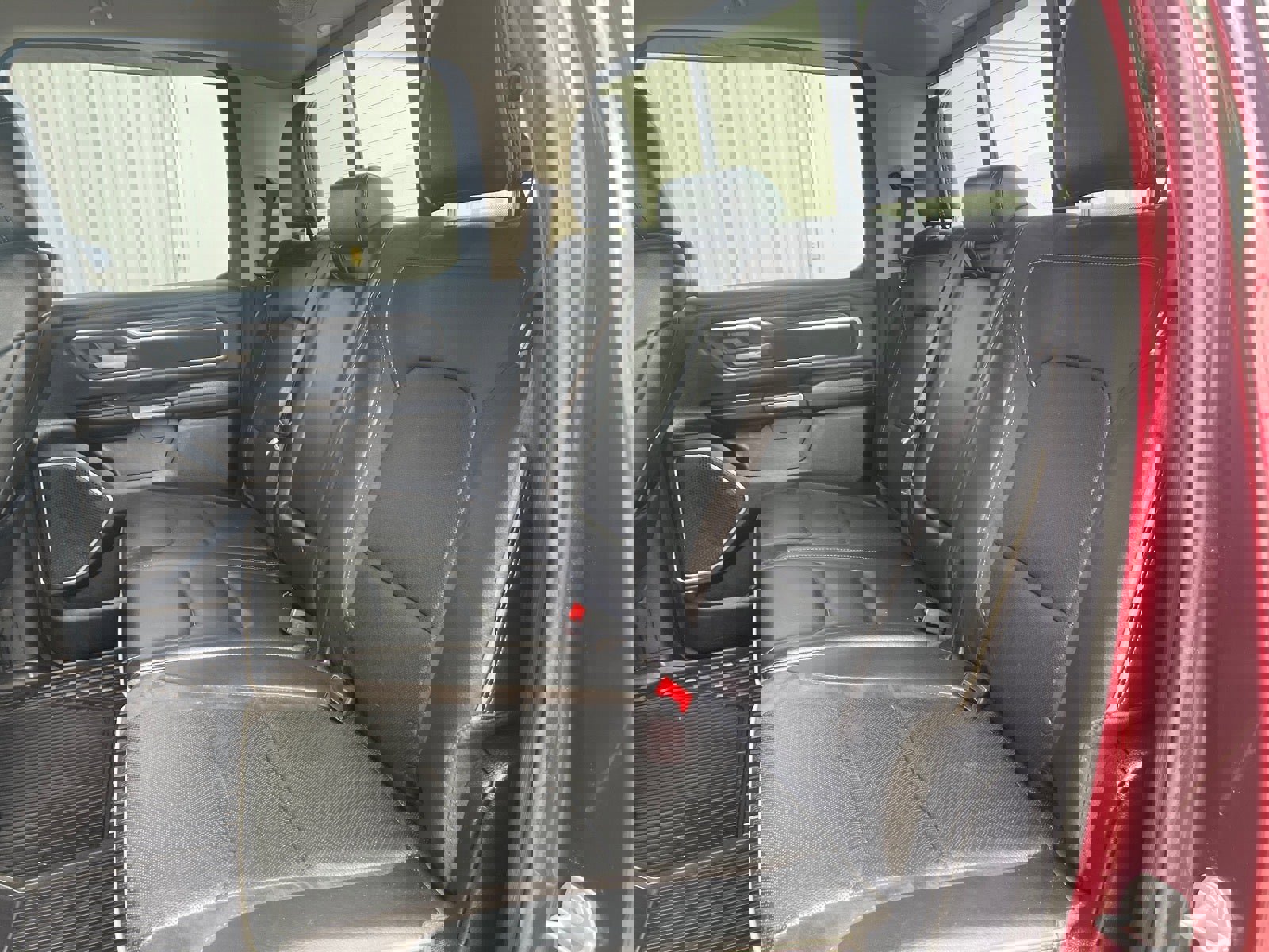 Used 2019 RAM 1500 Laramie image 19