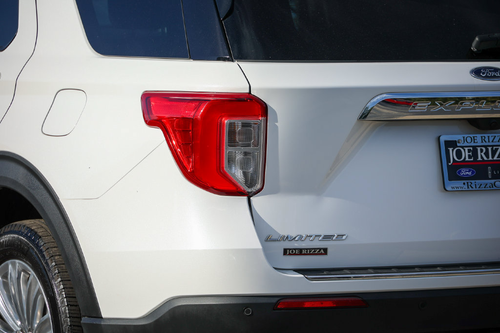 Certified 2023 Ford Explorer Limited w/ Limited Technology Package AWD/4WD image 25