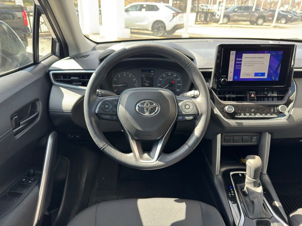 Used 2023 Toyota Corolla Cross LE w/ Moonroof Package image 34
