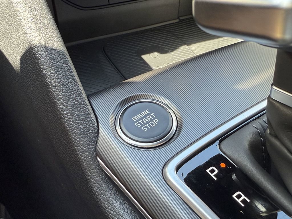 New 2026 Kia Sportage EX w/ EX Panorama Roof Package image 34