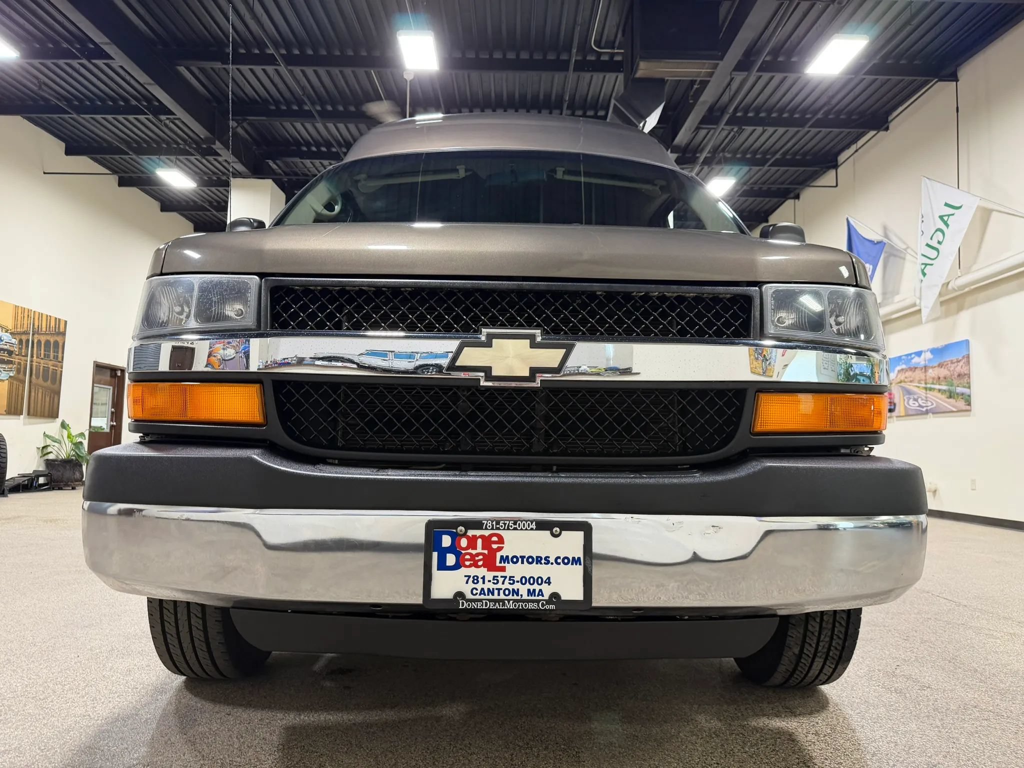 Used 2014 Chevrolet Express 3500 LT w/ LT Preferred Equipment Group RWD image 12