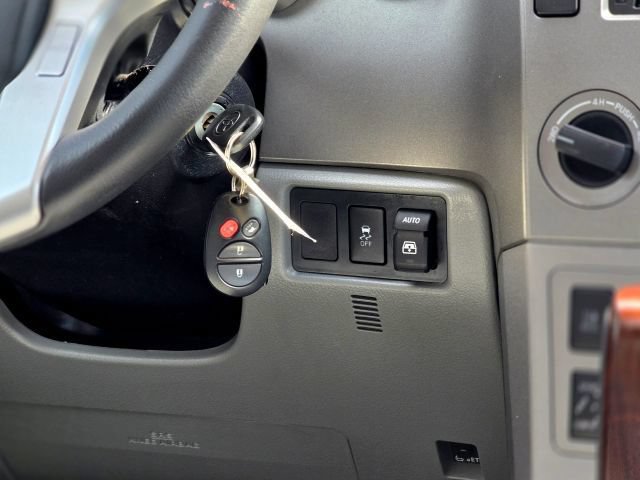 Used 2015 Toyota Sequoia Platinum AWD/4WD image 14