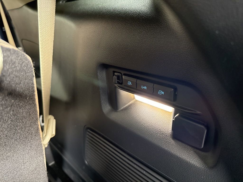 Used 2023 Ford Explorer Limited w/ Equipment Group 301A image 37