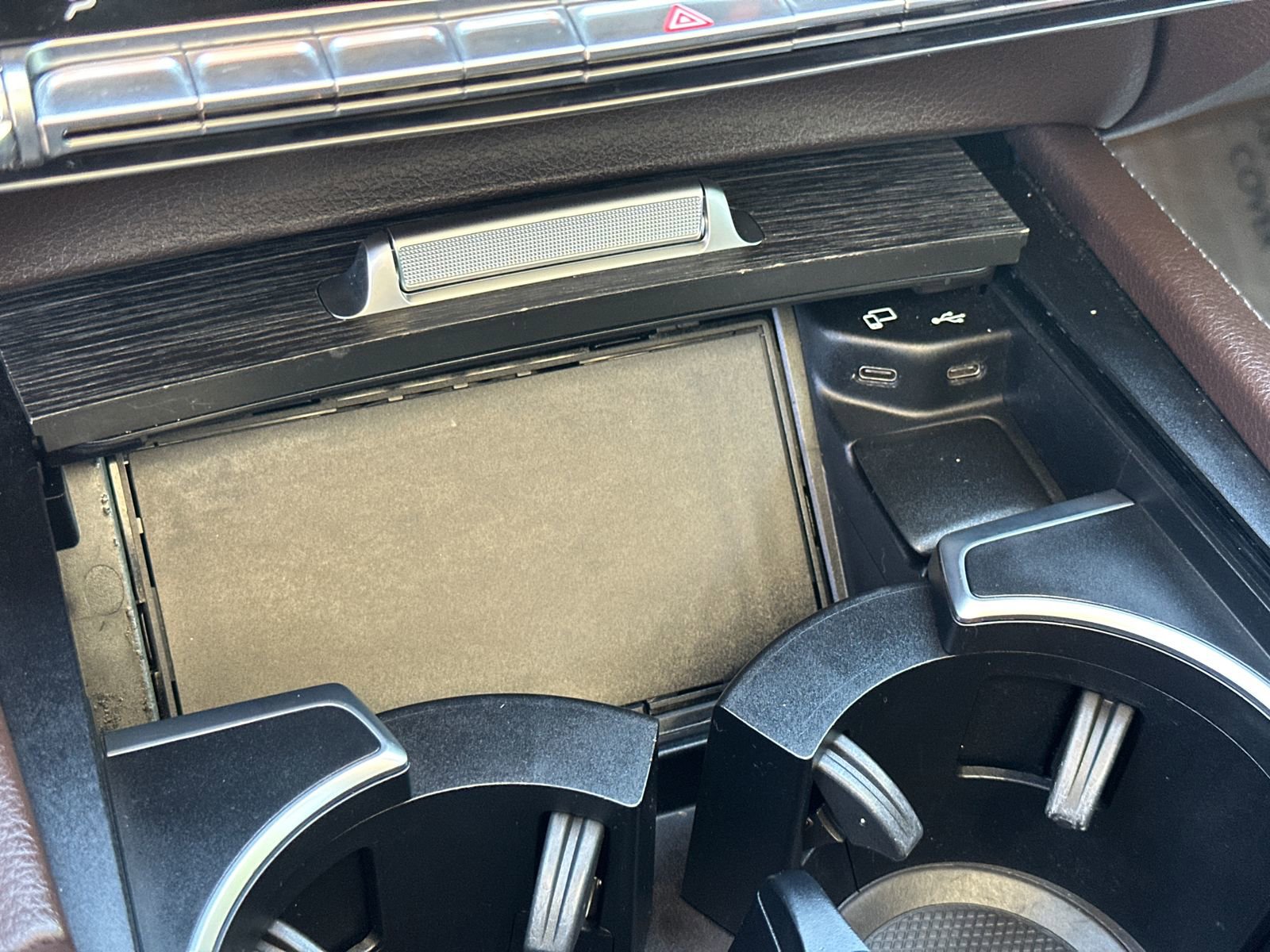 Used 2020 Mercedes-Benz GLS 580 4MATIC image 38