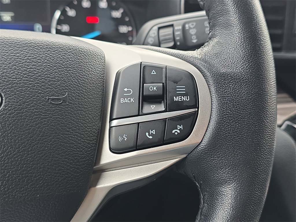 Used 2022 Ford Explorer Limited image 22