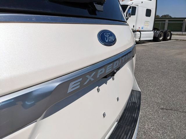 Used 2018 Ford Expedition Platinum image 12