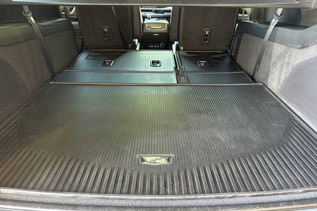 Certified 2023 Cadillac Escalade ESV Sport Platinum w/ LPO, ONYX Package AWD/4WD image 17