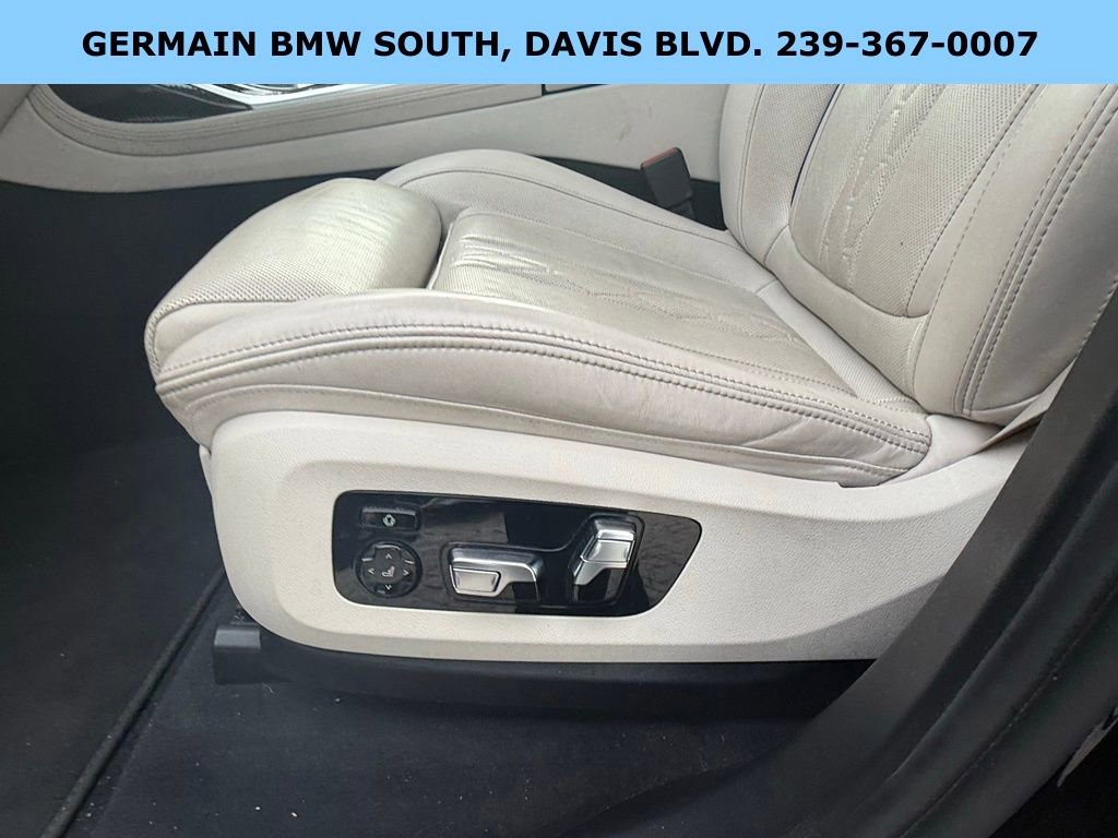 Used 2023 BMW X7 M60i image 20