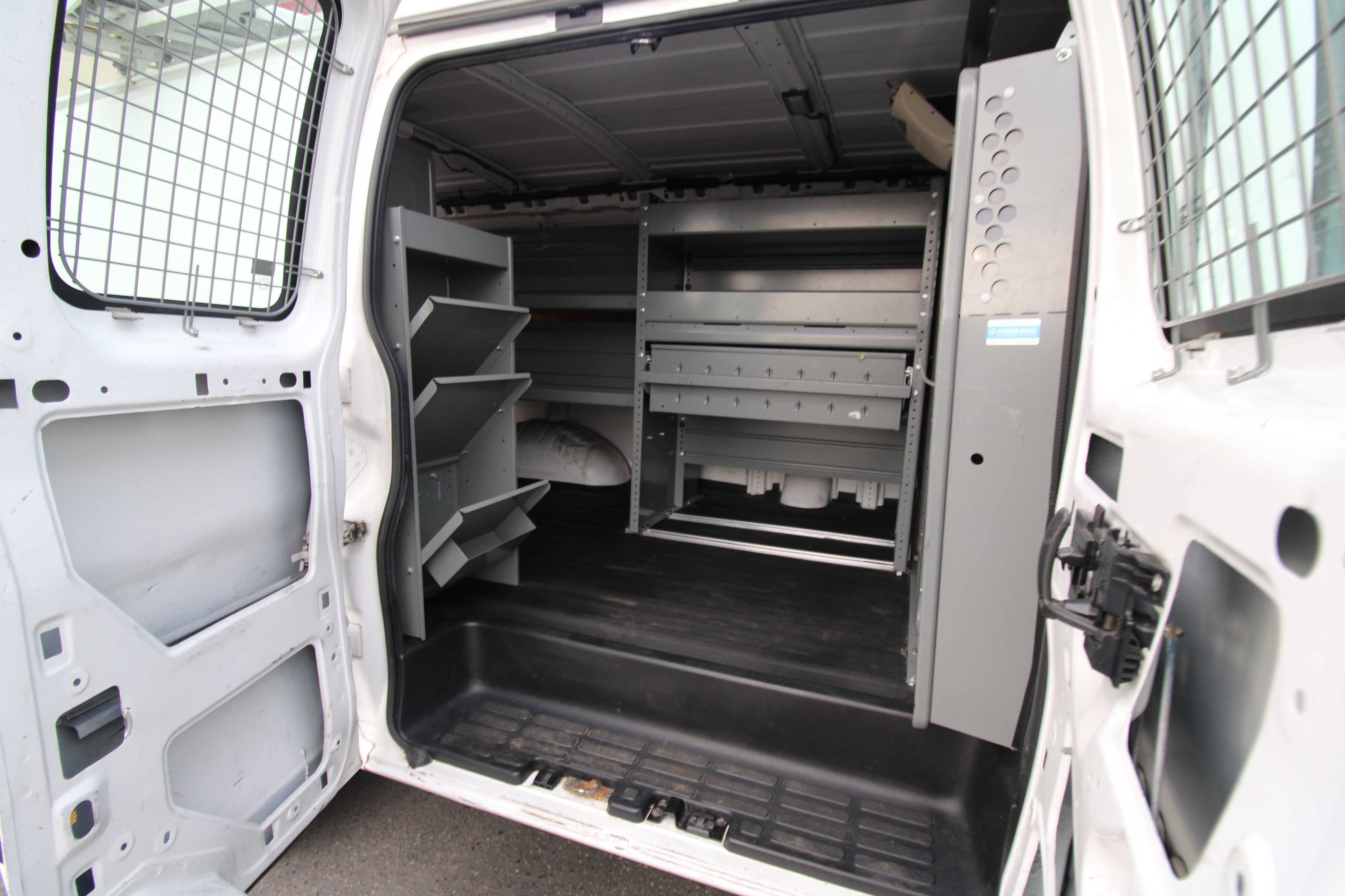 Used 2014 Chevrolet Express 2500 image 14