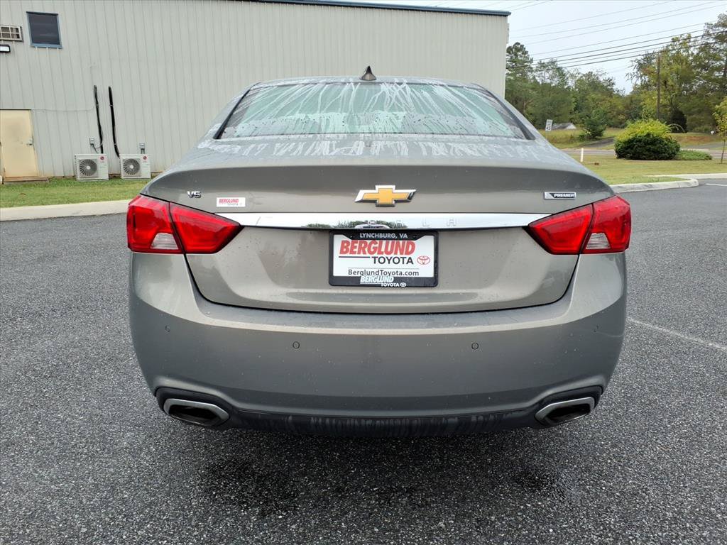 Used 2017 Chevrolet Impala Premier w/ Enhanced Convenience Package FWD image 12