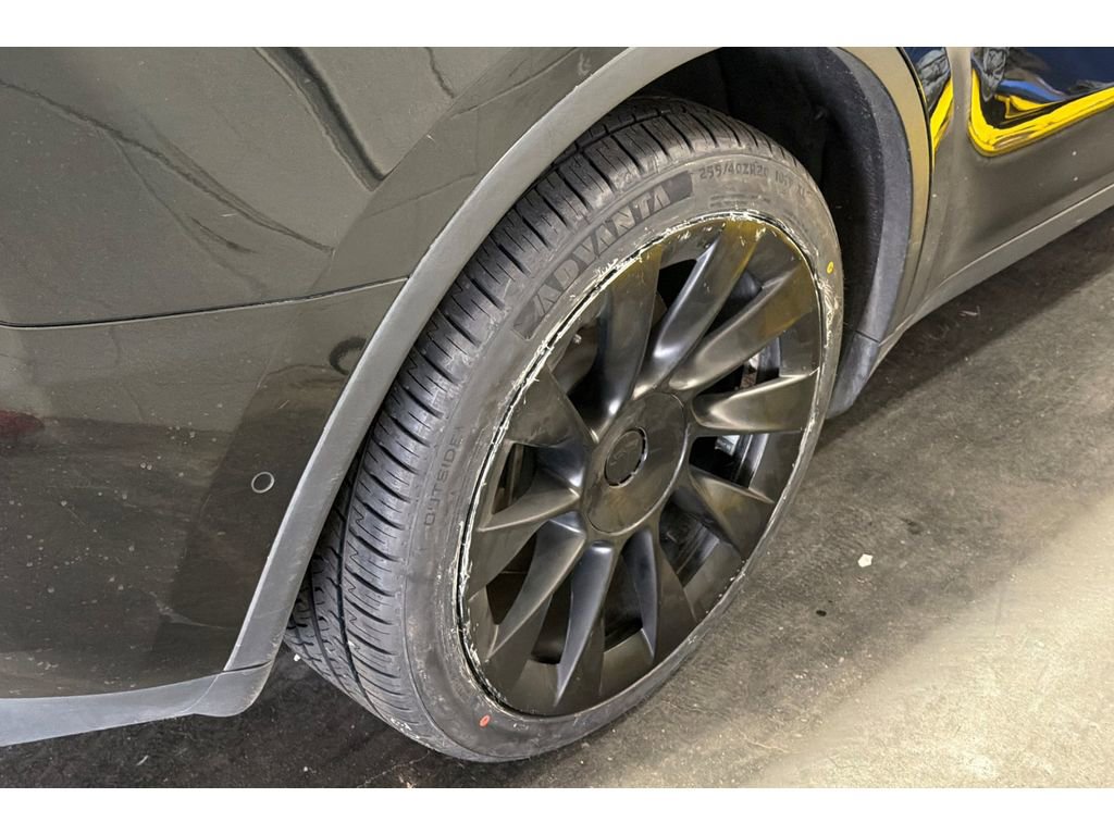 Used 2022 Tesla Model Y Long Range AWD/4WD image 4