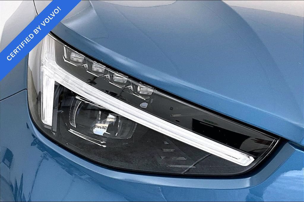 Certified 2024 Volvo XC40 B5 Plus w/ Protection Package Premier AWD/4WD image 39