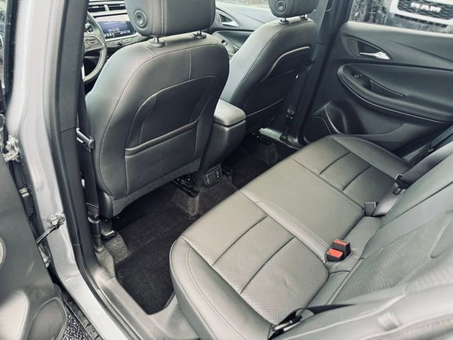 Used 2023 Buick Encore GX Essence w/ Experience Buick Package image 19