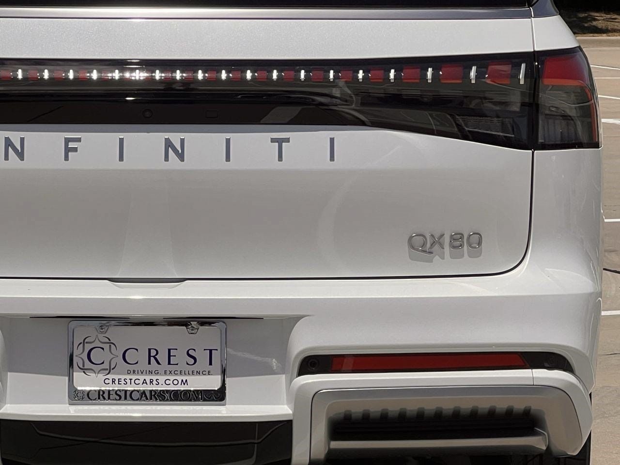 New 2027 INFINITI QX80 Luxe RWD image 4