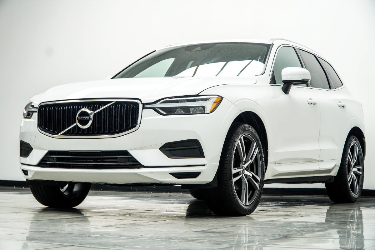 Used 2020 Volvo XC60 T5 Momentum w/ Protection Package Premier AWD/4WD image 10
