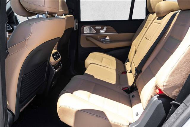 New 2026 Mercedes-Benz GLS 450 4MATIC image 21
