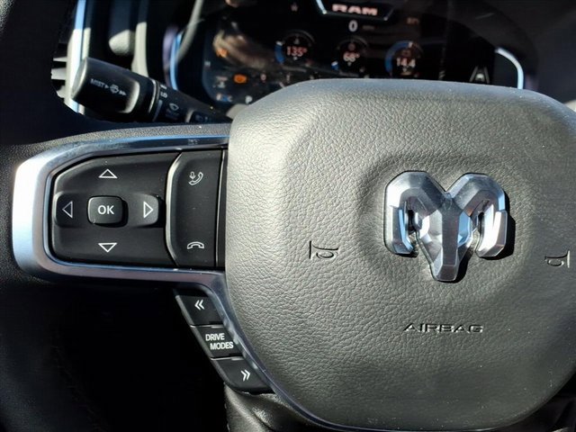 New 2026 RAM 1500 4x4 Crew Cab image 13