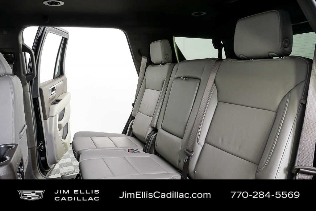 Used 2025 Chevrolet Tahoe LT RWD image 20