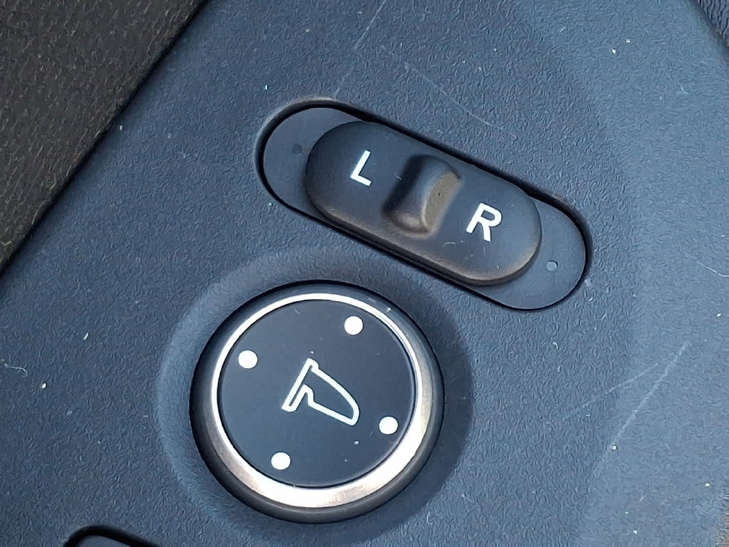 Used 2024 Honda HR-V Sport image 25