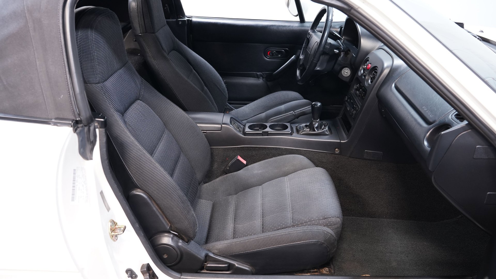 Used 1994 MAZDA MX-5 Miata image 36