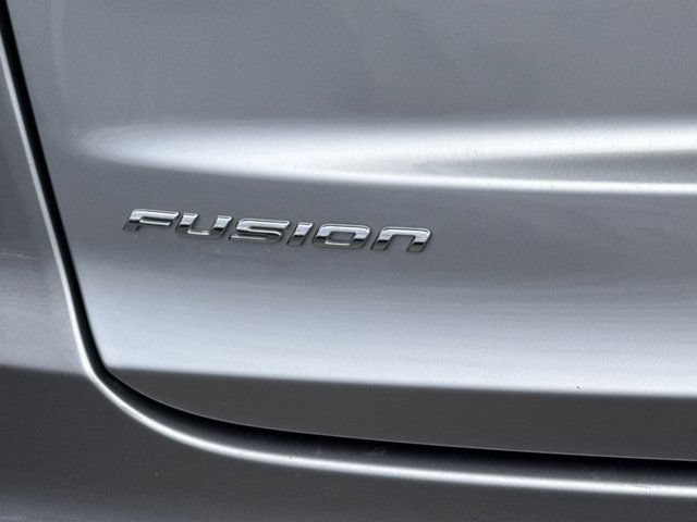 Used 2020 Ford Fusion SE FWD image 9
