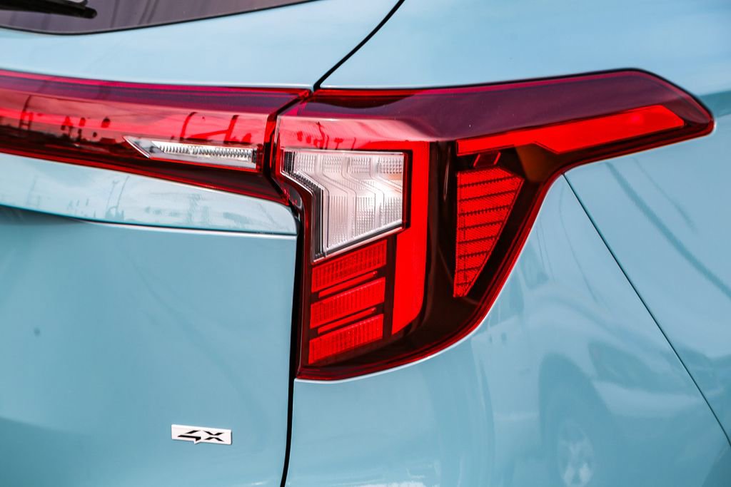 Certified 2026 Kia Seltos S AWD/4WD image 10