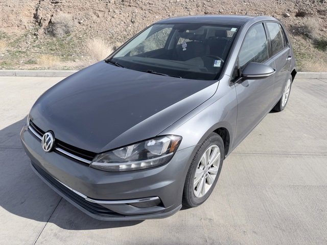 Used 2018 Volkswagen Golf SE image 1