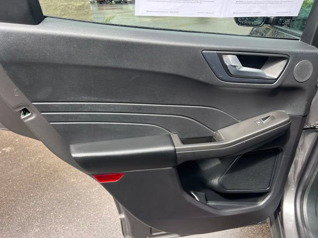Used 2021 Ford Escape SEL w/ SEL Stealth AWD Package image 16