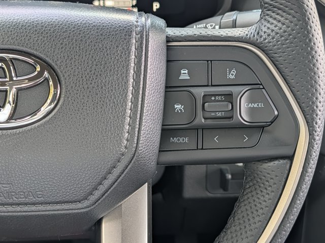Used 2026 Toyota Tundra Limited AWD/4WD image 22