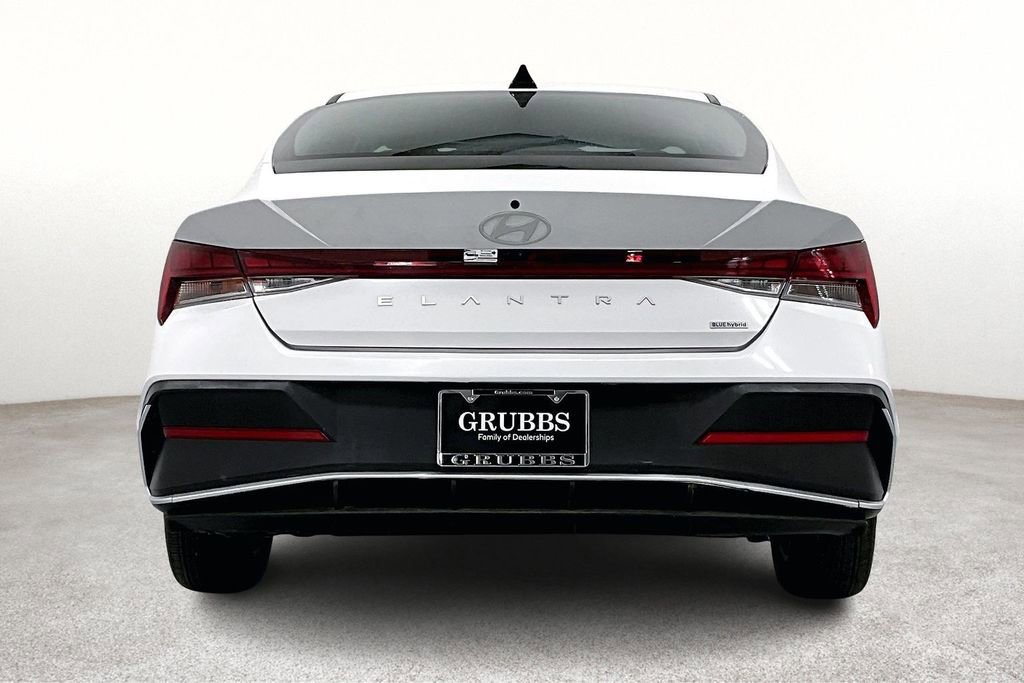 Used 2026 Hyundai Elantra Blue image 6