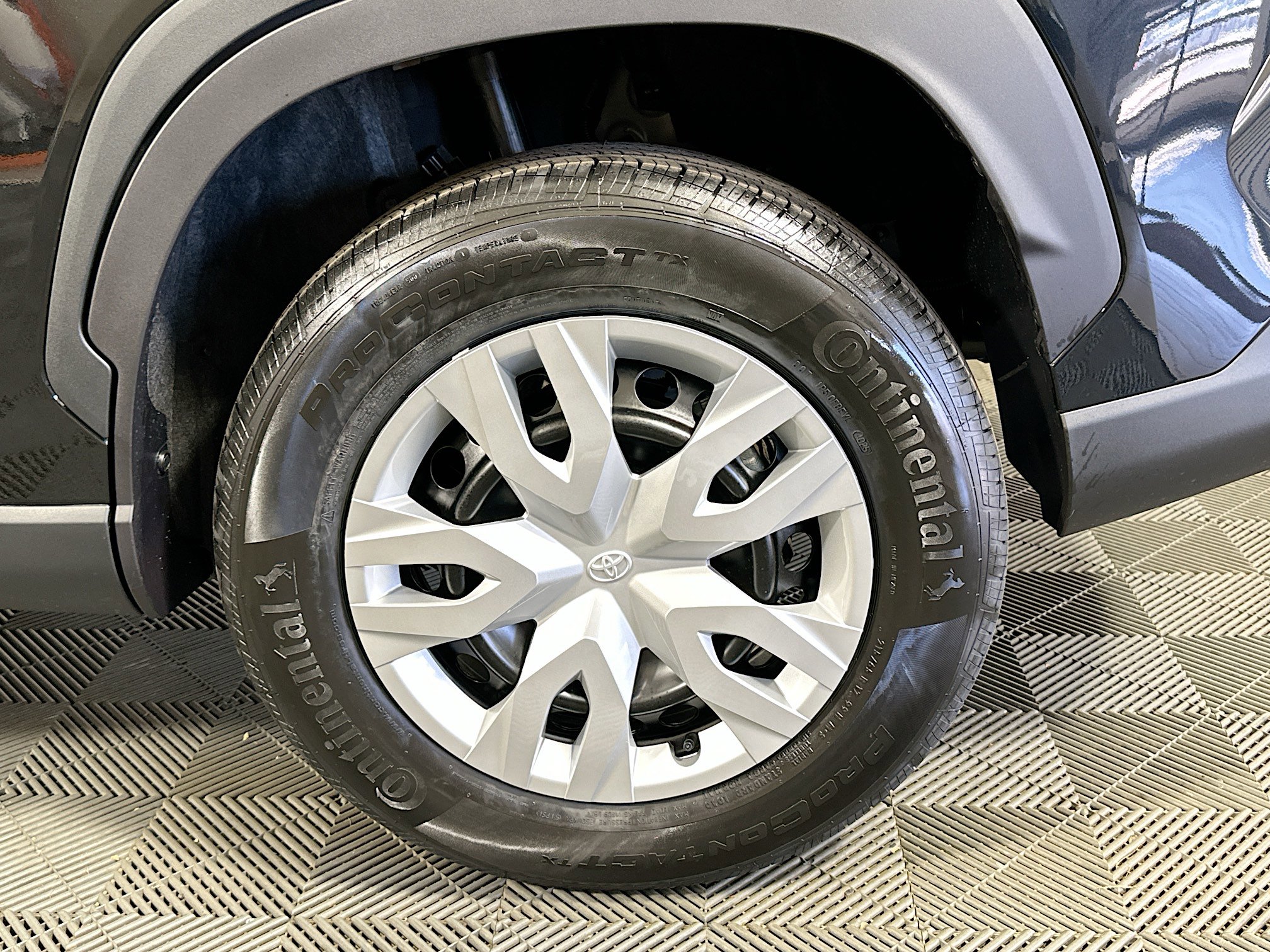 New 2026 Toyota Corolla Cross L image 11