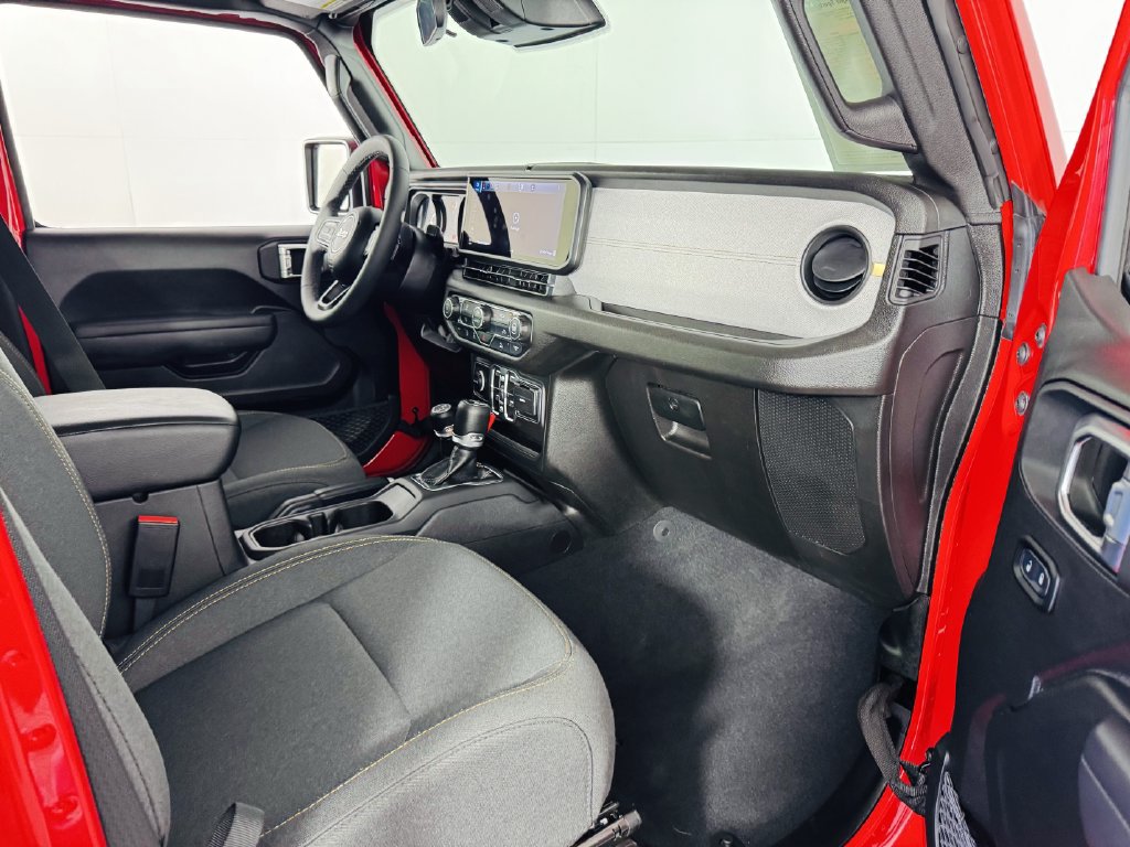 Used 2026 Jeep Wrangler Unlimited Sport AWD/4WD image 24