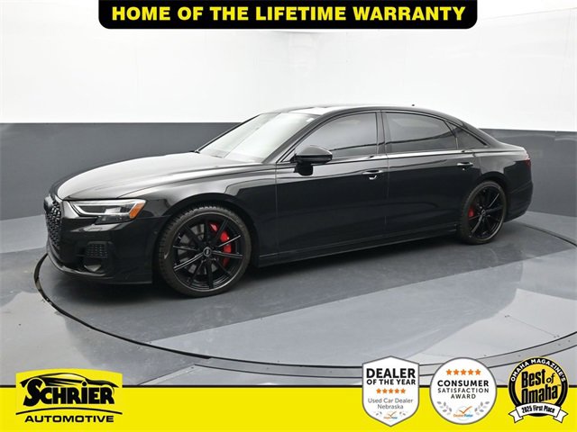 Used 2024 Audi S8 image 9
