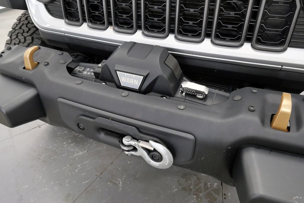 Used 2024 Jeep Wrangler Unlimited Rubicon 392 AWD/4WD image 43