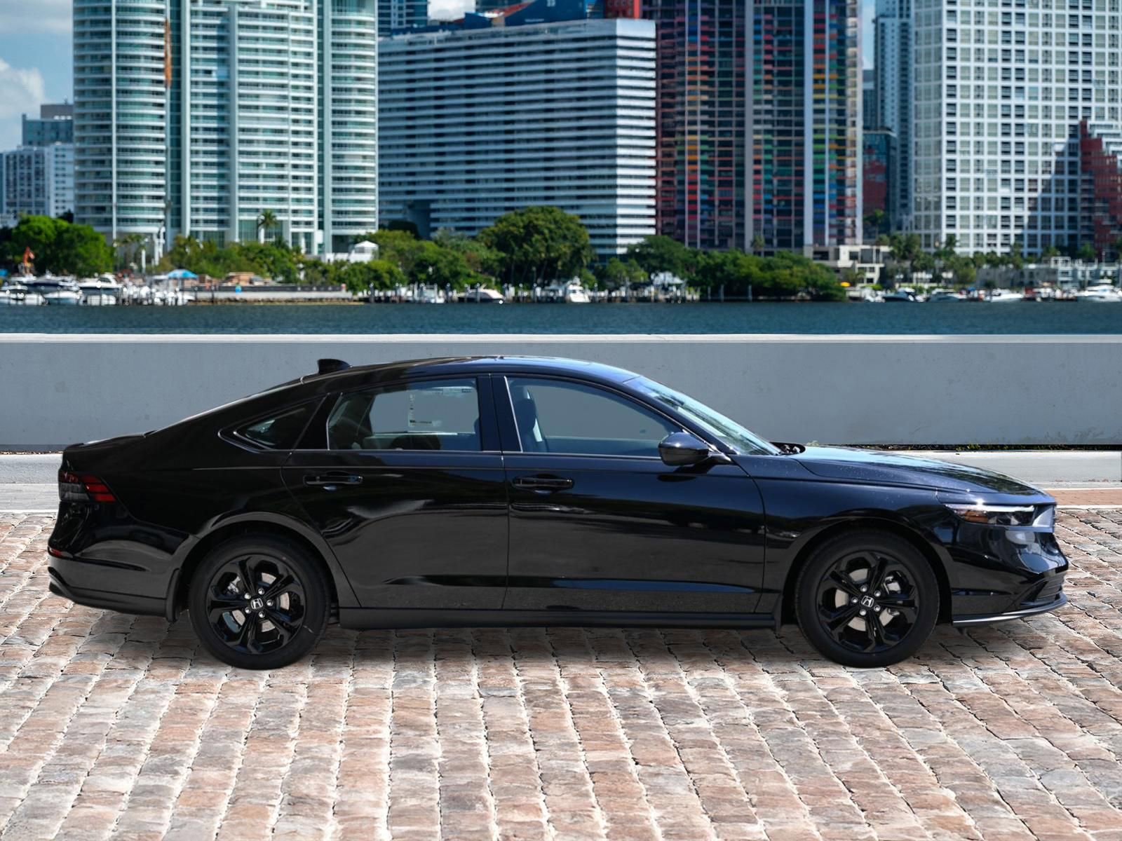 New 2025 Honda Accord SE image 4
