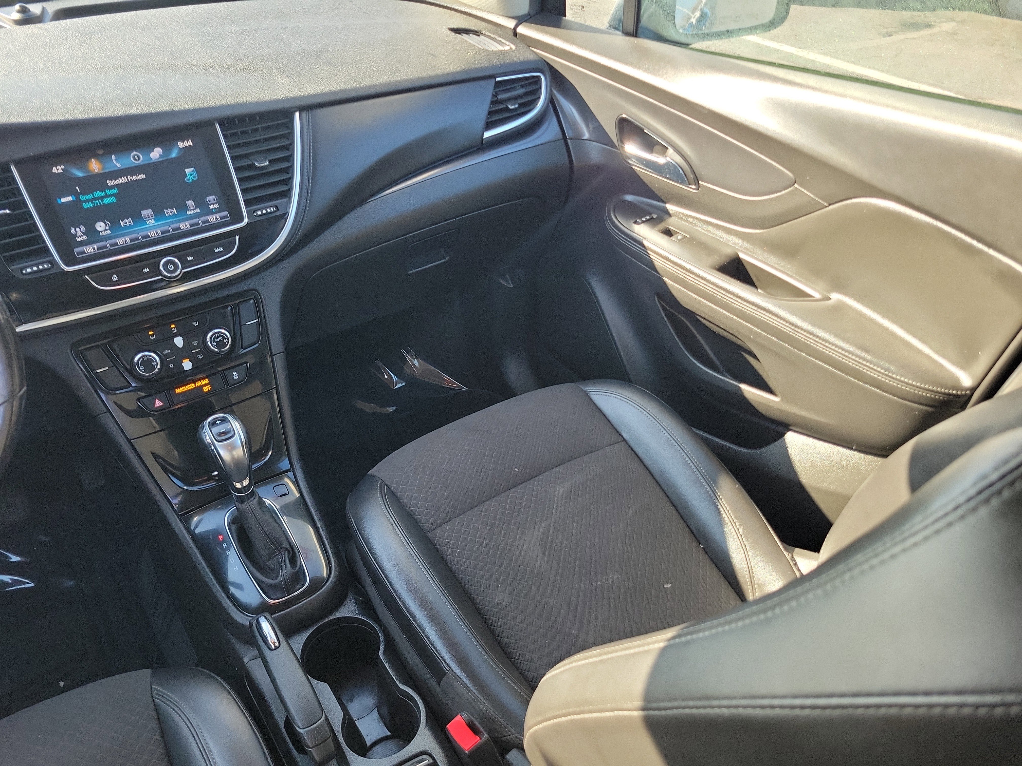 Used 2018 Buick Encore Preferred image 24
